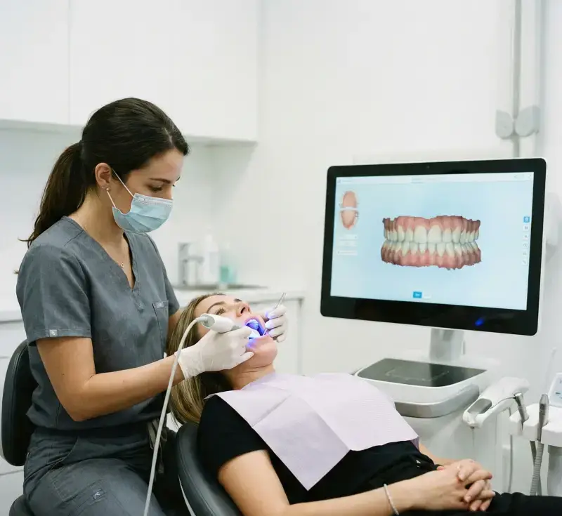 Bursa Yıldırım’da İmplant Yapan Doktorlar